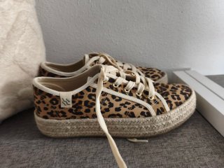 Zapatillas Esparto Leopardo Mujer
