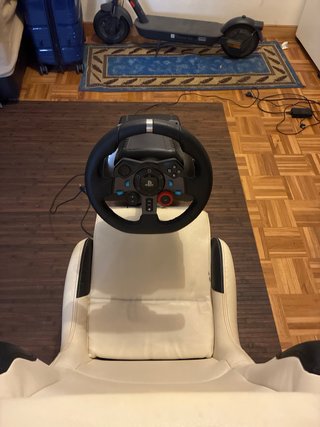 Silla Playseat Evolution Blanca + volante logitech
