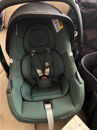 Capazo Bugaboo Bee,Maxicosi, saco y adaptadores