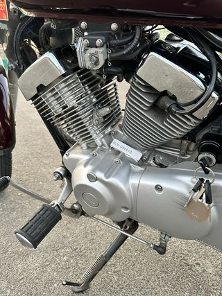 Yamaha XV250 Granate 2009