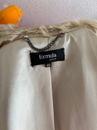 Abrigo beige mujer pelo