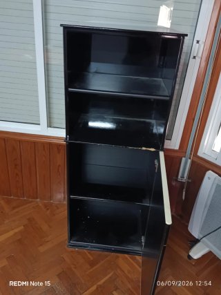 Mubles salon Mesa 20€ Mesita 10€