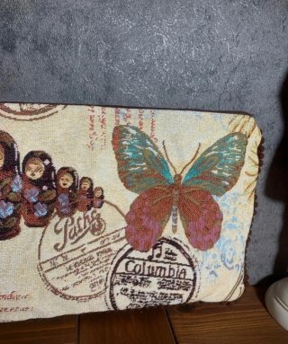 Neceser mujer matrioskas y mariposa