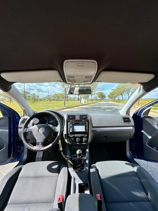 Volkswagen Golf 2004