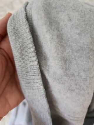 Sudadera Gris Arquitecto Talla M (medidas en foto)