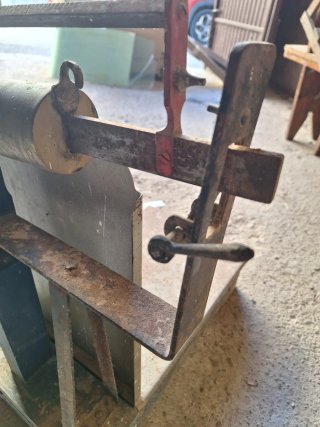 Báscula antigua de pesaje