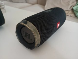 2 x JBL Charge 3 con funda