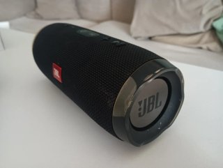 2 x JBL Charge 3 con funda
