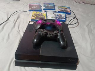 PS4 Negra + 2 Mandos + 5 Juegos TODO JUNTO