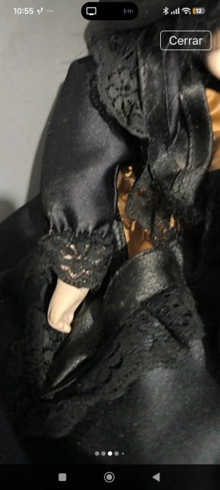 Bruja de porcelana