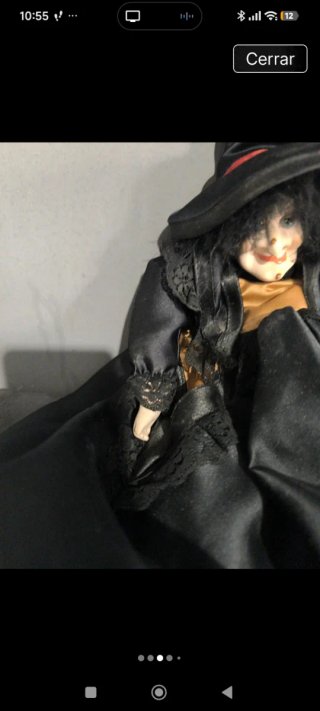 Bruja de porcelana