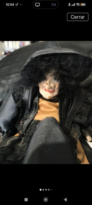 Bruja de porcelana