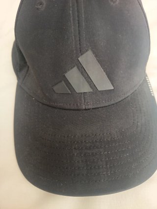 Gorra Adidas Negra