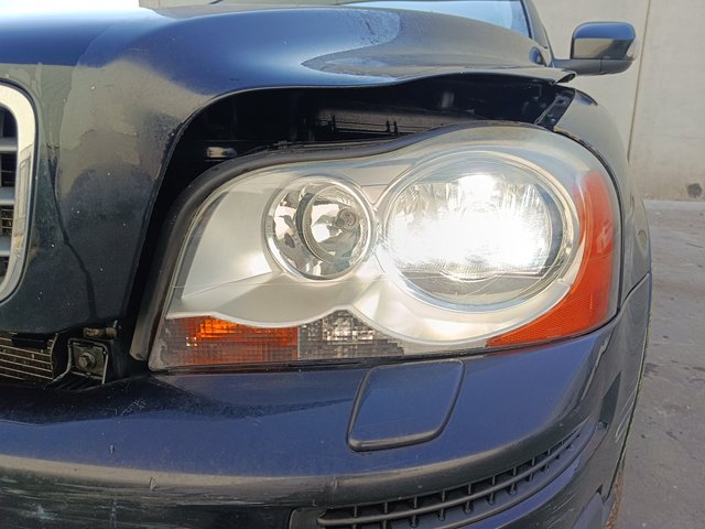 [1665126] FARO IZQUIERDO VOLVO XC90