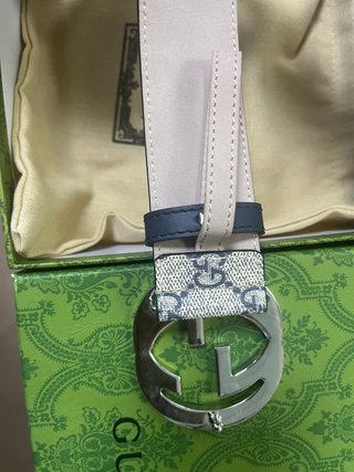 Cinturón Gucci GG Hebilla Plata Beige Nuevo