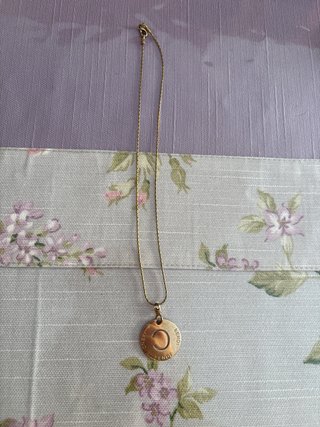 Collana Fendi placcata oro con ciondolo