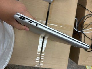 Ordenador ASUS Vivobook Gris