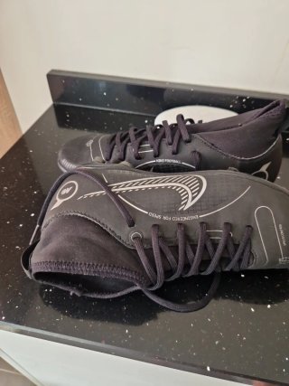 Botines Nike Tacos Fútbol Negro