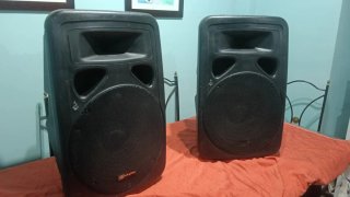 4 Altavoces Autoamplificados Skytec SP1500ABT