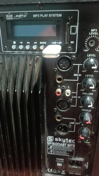 4 Altavoces Autoamplificados Skytec SP1500ABT