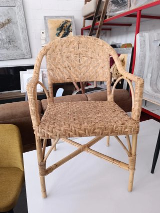 Poltrona in vimini artigianale
