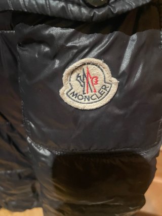 Abrigo Moncler Negro