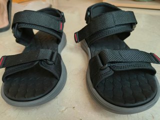 Sandalias deportivas negras