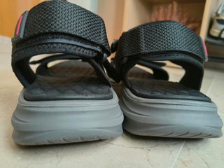 Sandalias deportivas negras