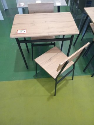 Mesa y 2 Sillas Madera