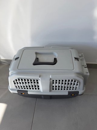 Transportadora para animais em excelente estado
