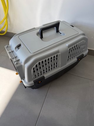 Transportadora para animais em excelente estado