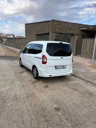 Ford Tourneo Courier 2014