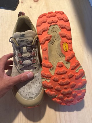 Zapatillas New Balance Hierro Beige Naranja