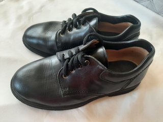 Zapatos negros talla 34