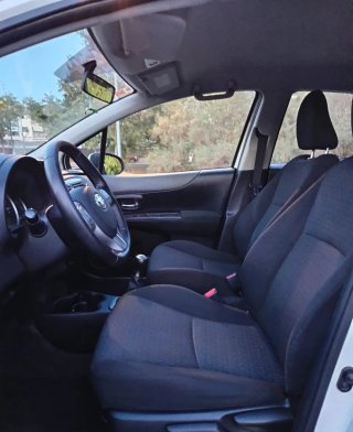 Toyota Yaris 2012