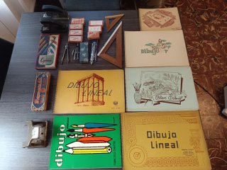 Material de dibujo antiguo