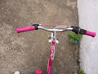 Bicicleta infantil rosa B'Twin