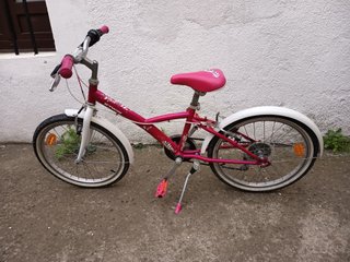 Bicicleta infantil rosa B'Twin