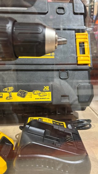 Taladro Percutor Dewalt DCD778 Brushless factura