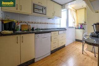 ESTUPENDO PISO ENTRE AVENIDA BARCELONA Y DERECHO