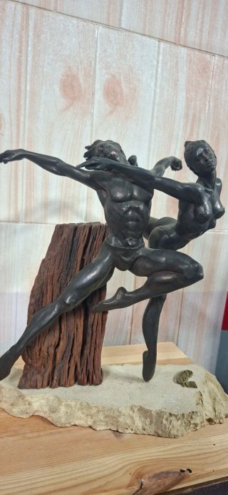 Escultura Manel Vidal, acabado en bronce