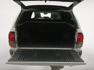 Toyota Hilux 2.5 D-4D Cabina Doble GX Aire acond.