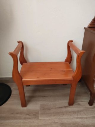 Banqueta de madera
