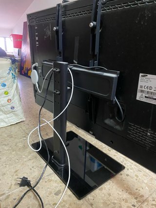 Televisión Samsung Negra de 37”con chromecast