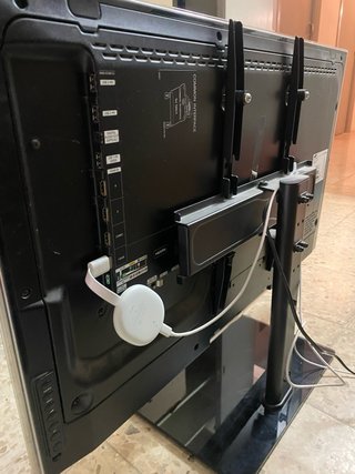 Televisión Samsung Negra de 37”con chromecast