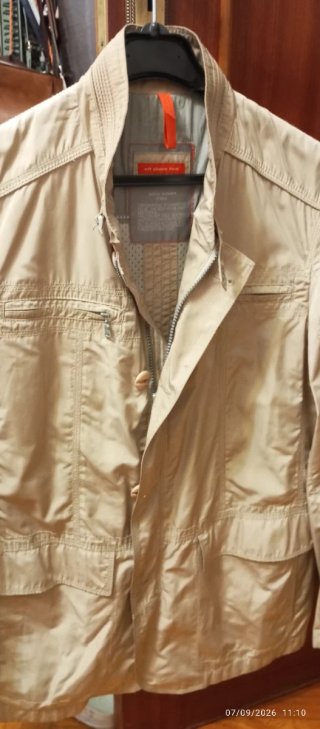 Chaqueta tres cuartos hombre impermeable