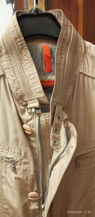 Chaqueta tres cuartos hombre impermeable