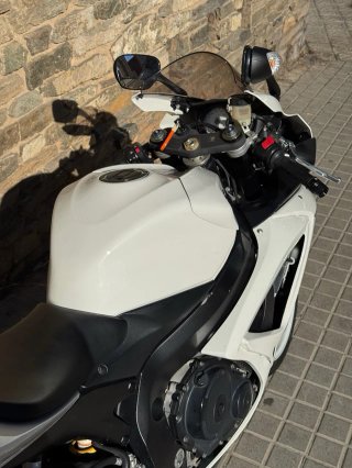 Suzuki GSXR 750 K7