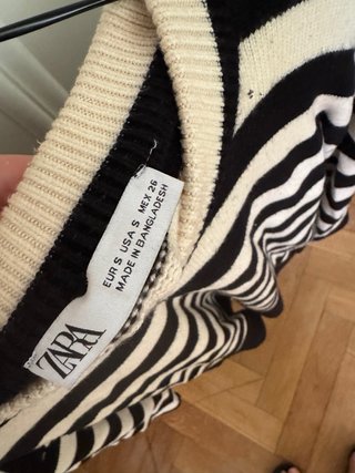 Jersey Zara Rayas Blanco y Negro
