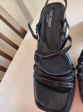 Sandalias Crush Negras Plataforma